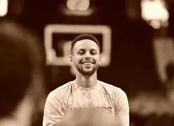 多米体育app-开拓者主场险胜掘金